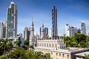 Panama City/Cartagena (Colombia)